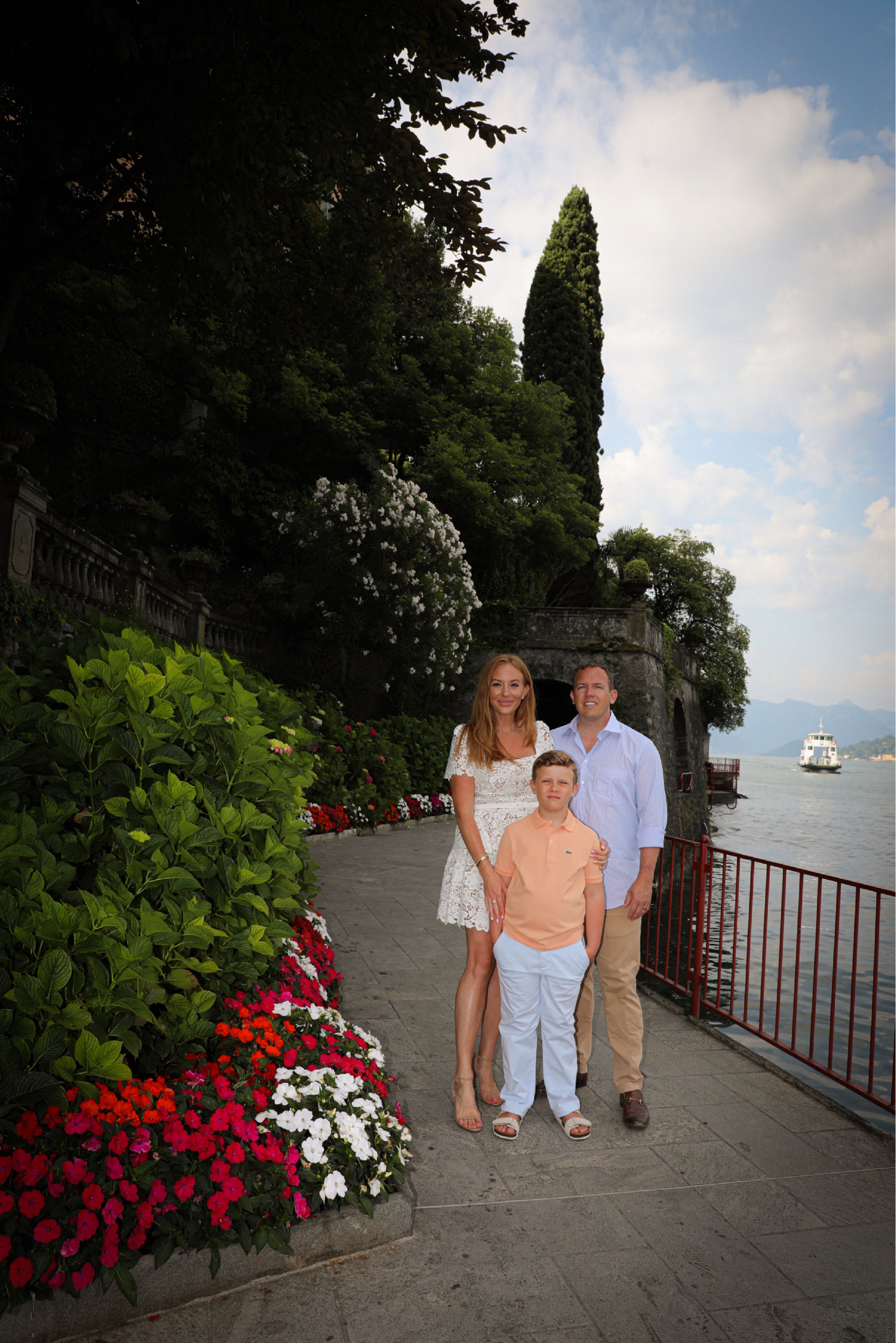 Family Photoshoot in Varenna