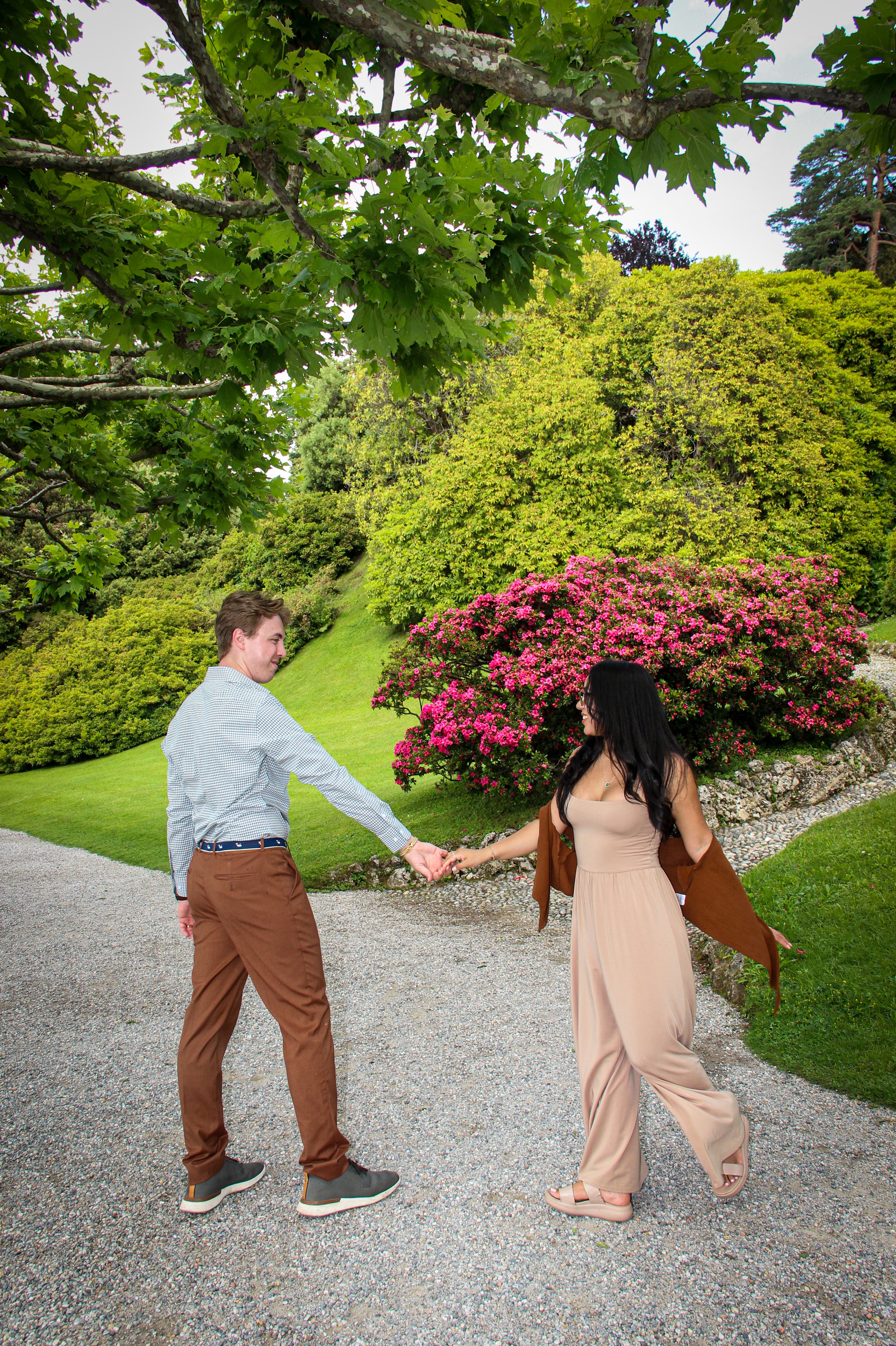 Honeymoon Photo Shoot at Villa Melzi d Eril | Lake Como