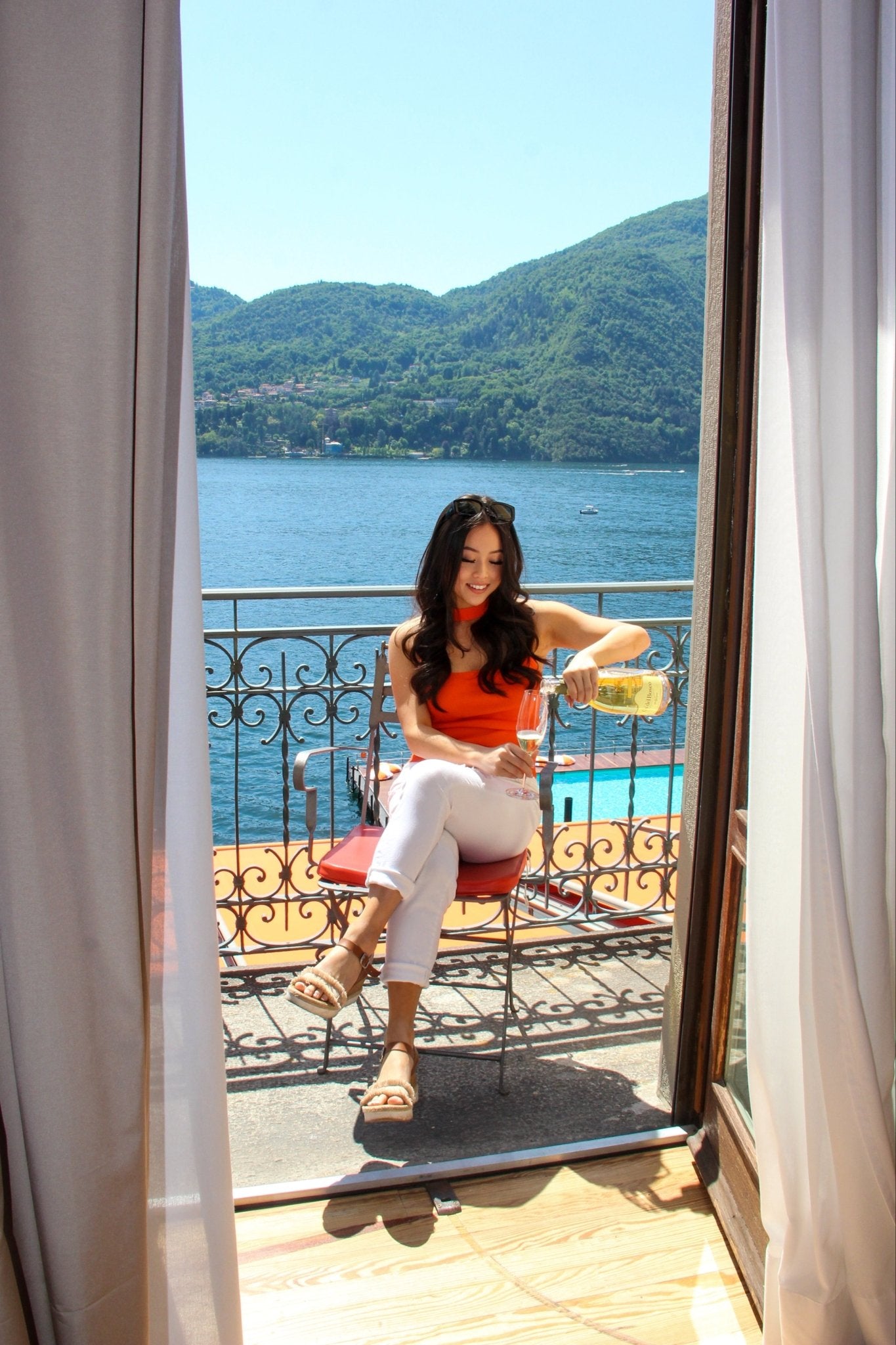Honeymoon Photoshoot at Grand Hotel Tremezzo - Lake Como Photographer - FRAQAIR