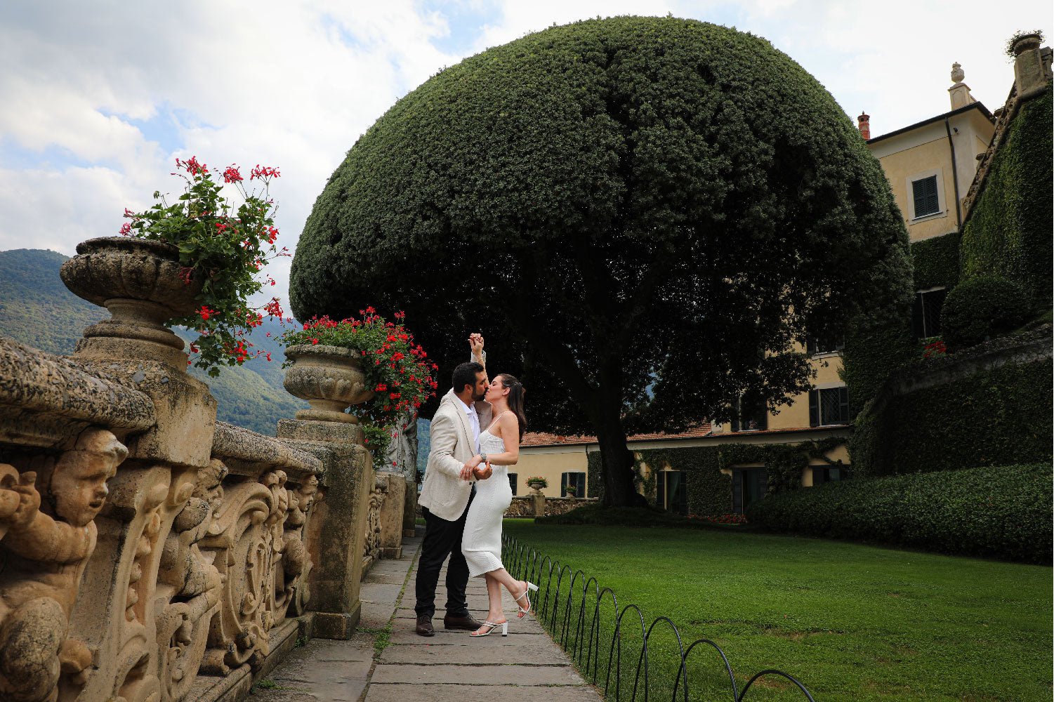 Photo Shoot at Villa del Balbianello - Lake Como Photographer - FRAQAIR