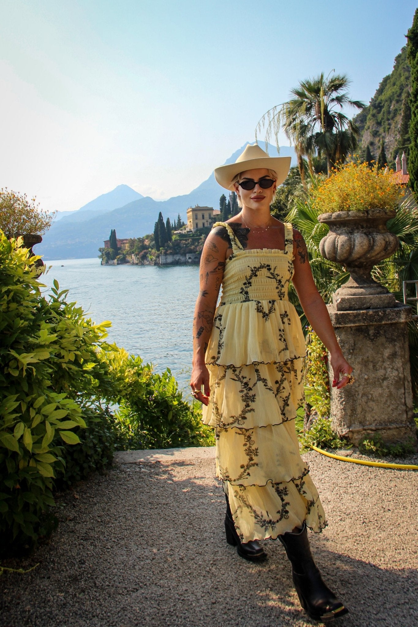 Photo Shoot in Varenna - Lake Como Photographer - FRAQAIR