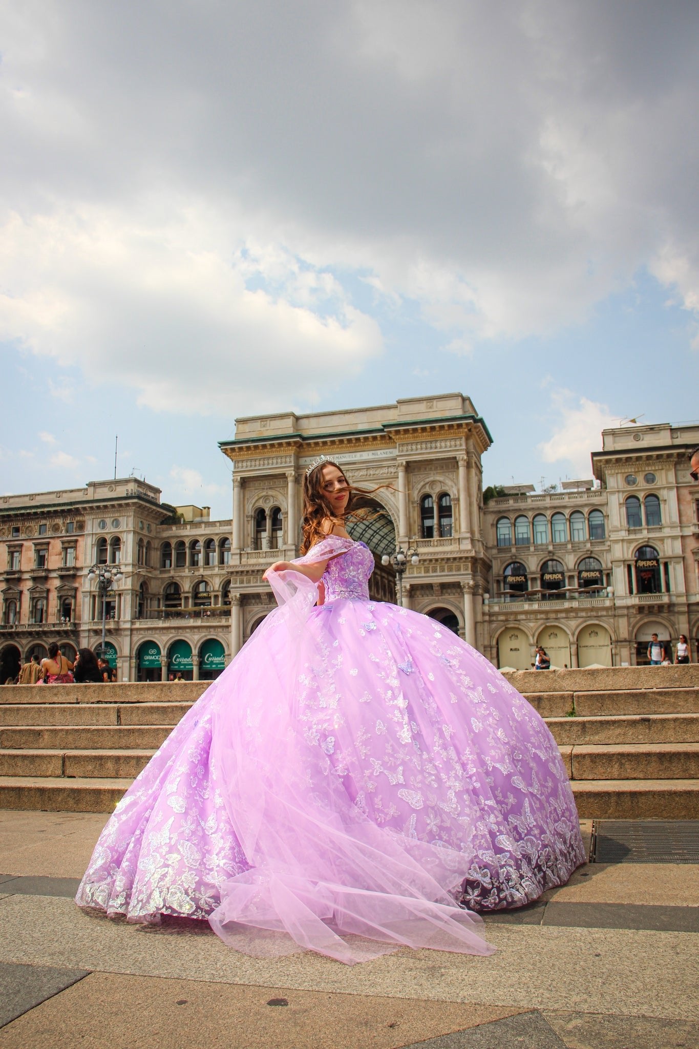 Royal Photo Shoot in Milan | Photographer in Milan