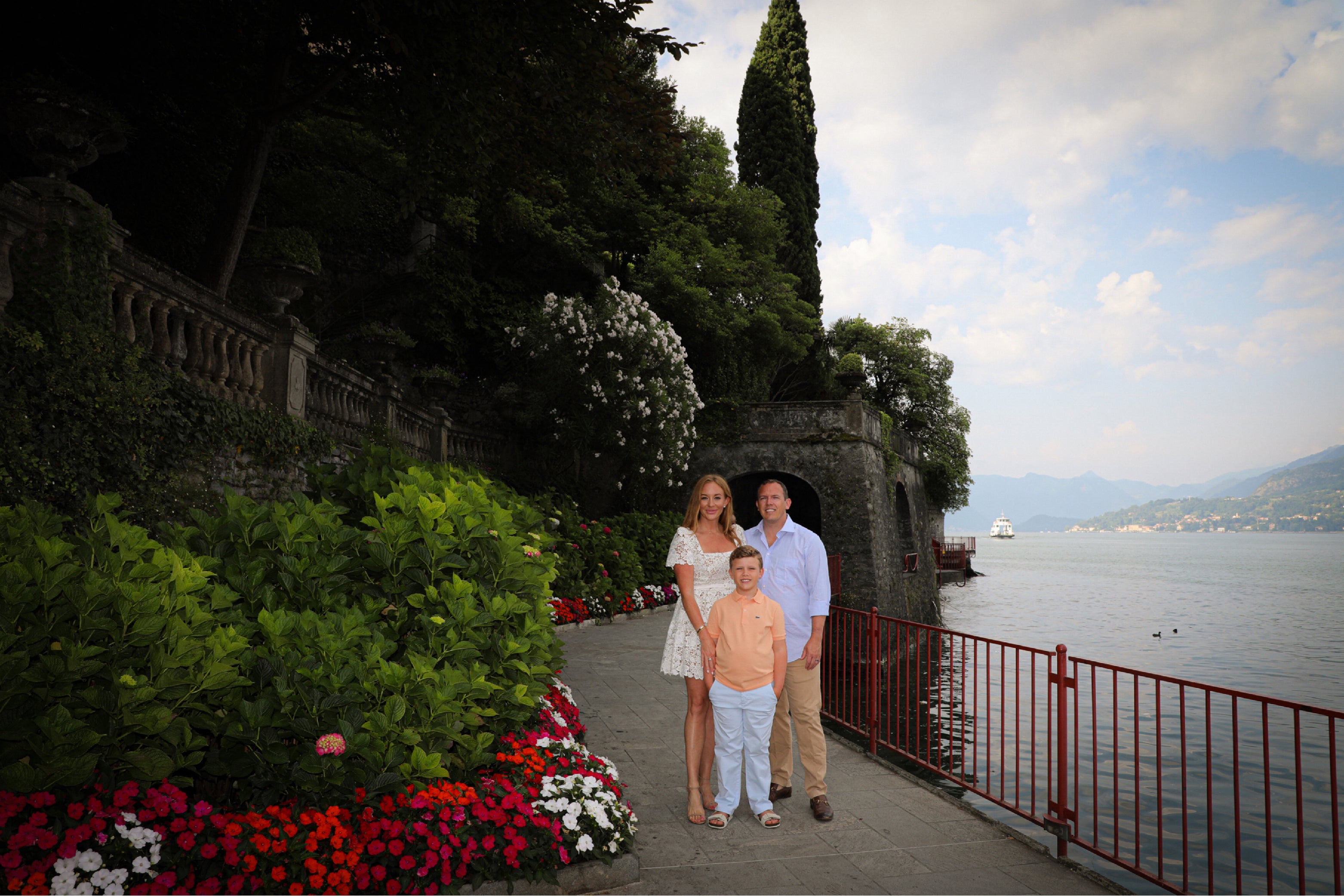 Family Photoshoot in Varenna