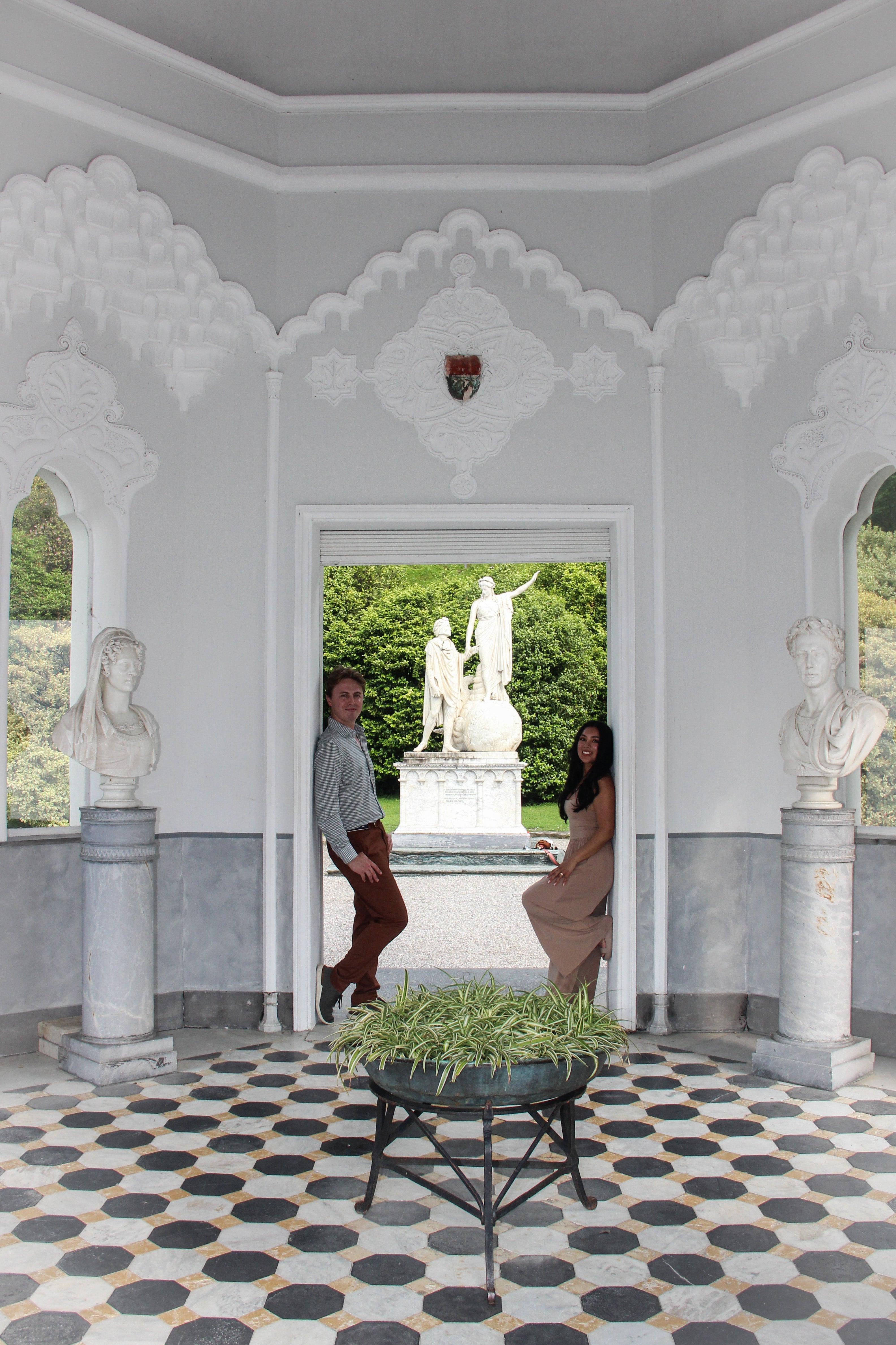 Engagement Photo Shoot at Villa Melzi d Eril | Lake Como